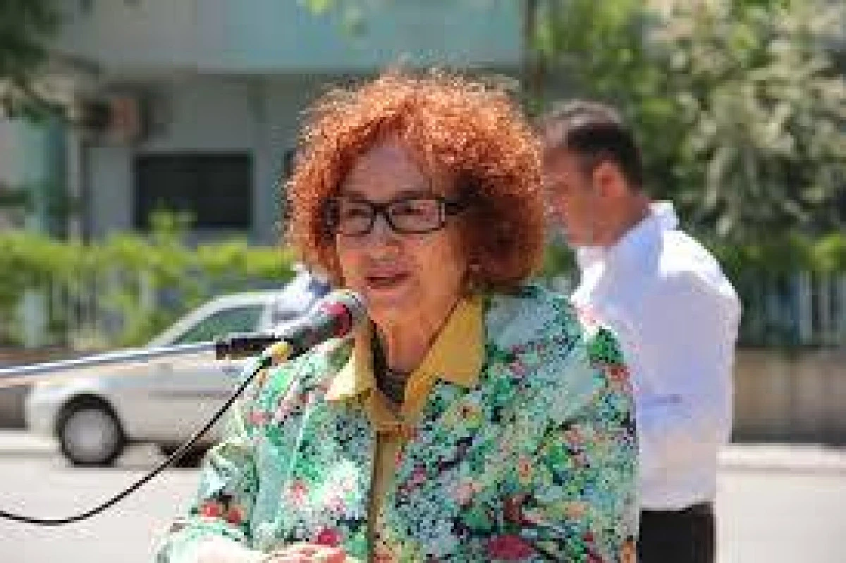 ANILARIM  Beh&ccedil;et Kemal &Ccedil;ağlar babam Sadi Irmak ve İn&ouml;n&uuml;