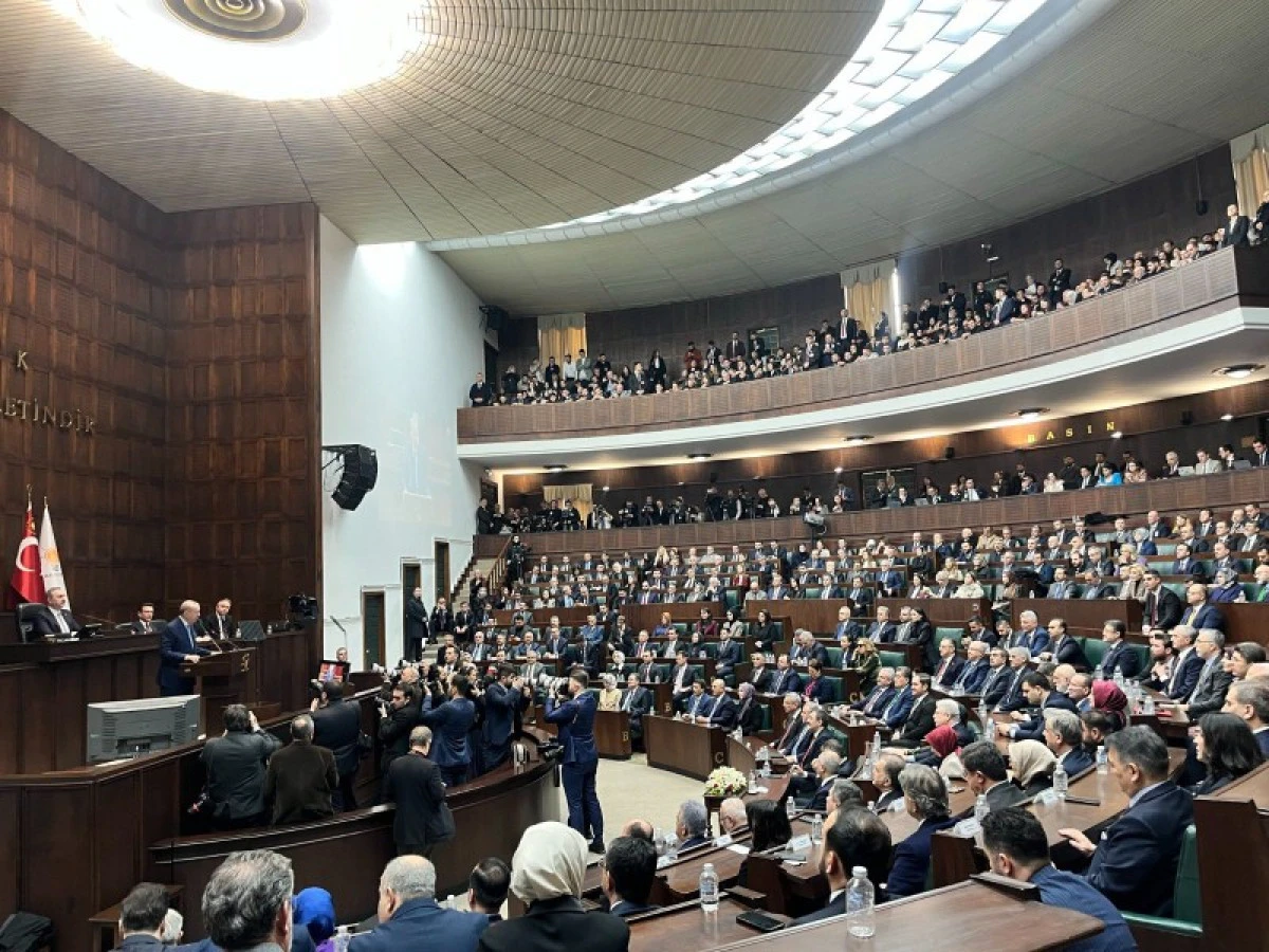 BAŞKAN USTAOĞLU GRUP TOPLANTISINA KATILDIx