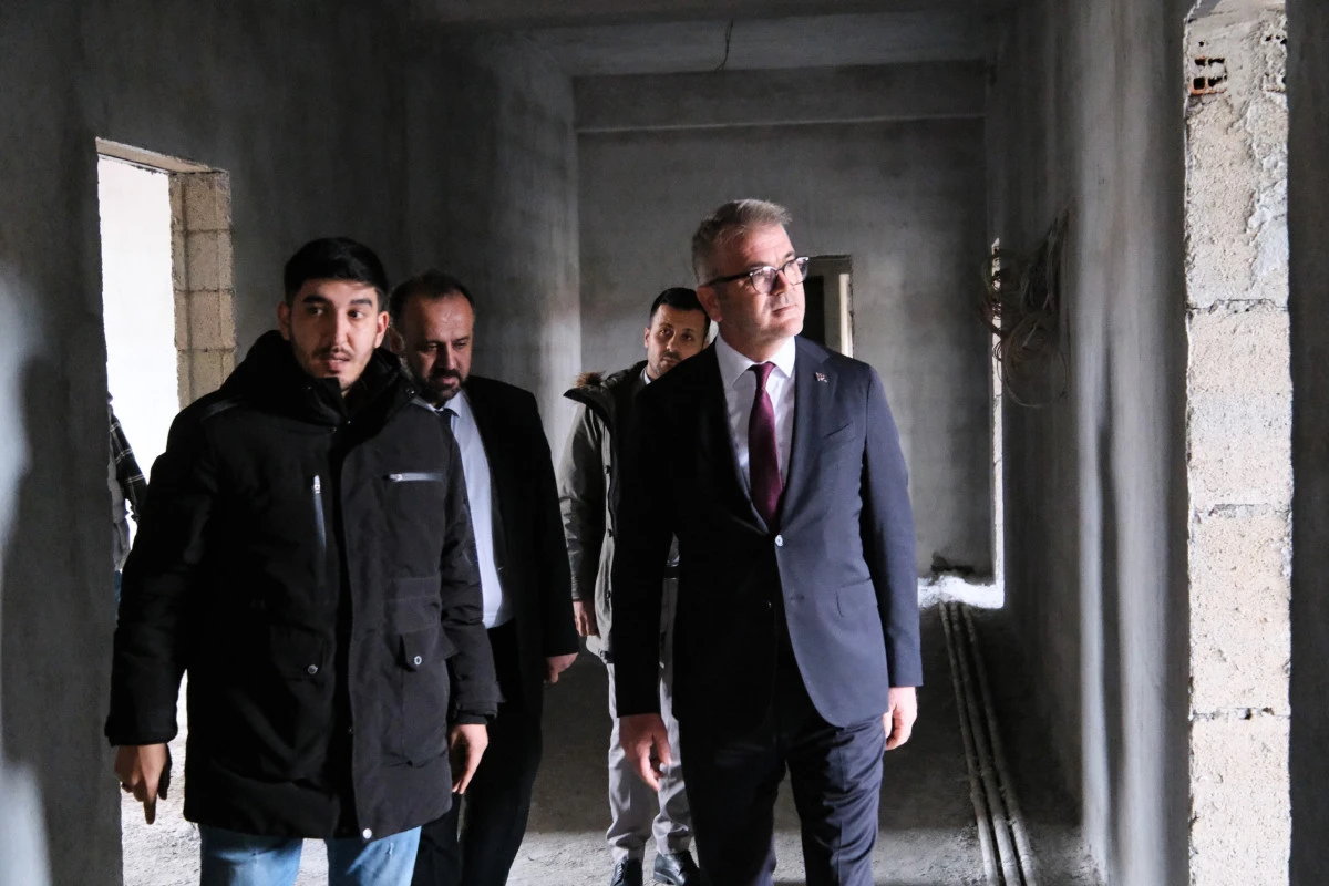 BAŞKAN USTAOĞLU KURAN KURSU İNŞAAT ALANINDA İNCELEMELERDE BULUNDU