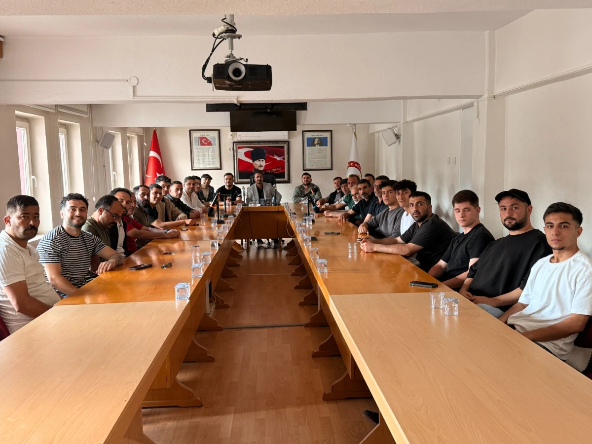 BAŞKANLIK KUPASI FUTBOL KURALARI &Ccedil;EKİLDİ