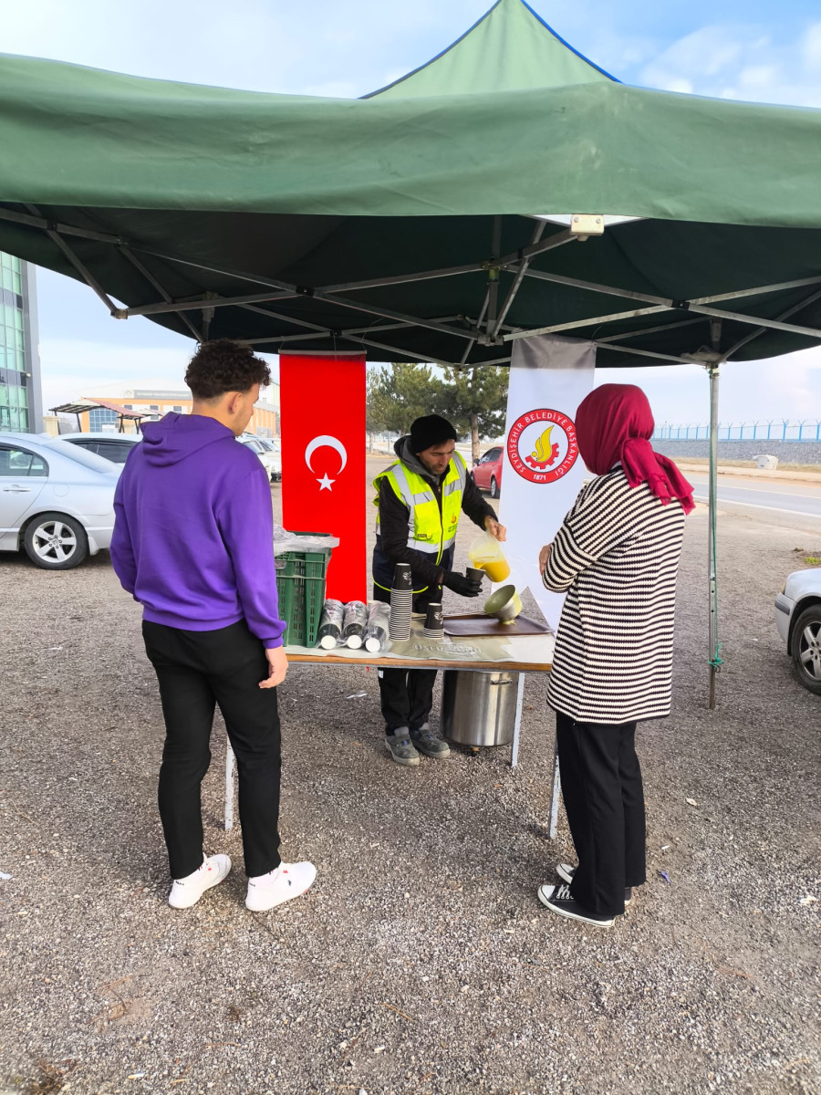 Belediyeden Öğrencilere Sıcak Destek: Sınav Günlerinde Ücretsiz Çorba İkramı