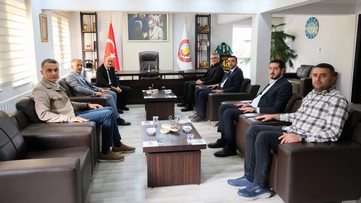 BEYŞEHİR BELEDİYE BAŞKANI ADİL BAYINDIR&rsquo;DAN BAŞKAN USTAOĞLU&rsquo;NA ZİYARET 