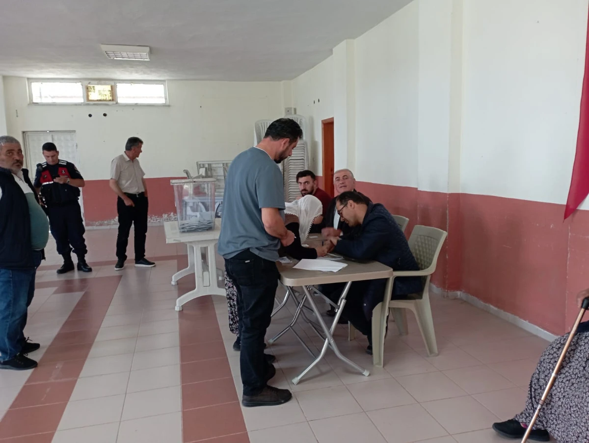 &Ccedil;avuş Mahallesi&rsquo;nde Muhtarlık Se&ccedil;imi Tamamlandı