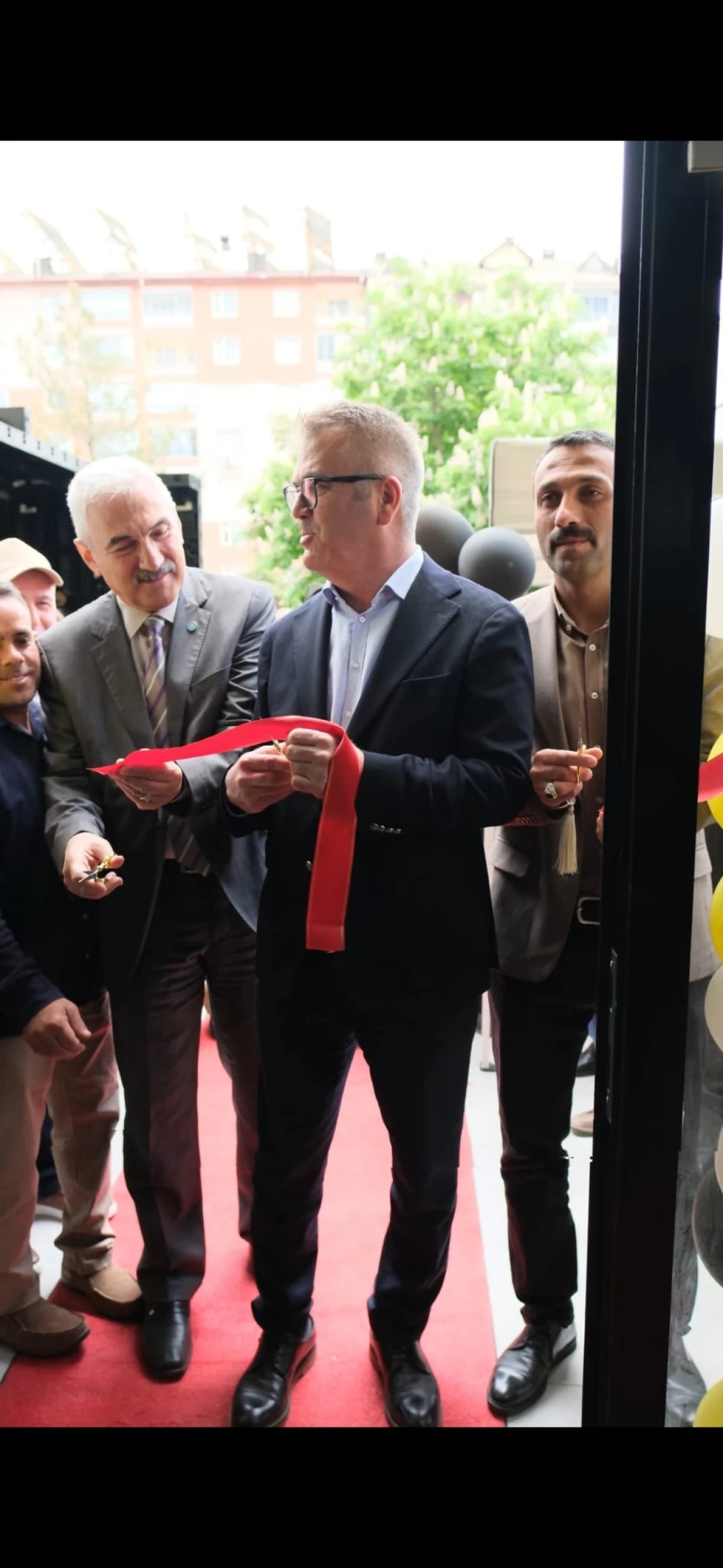 Seydişehir&rsquo;de HU-FA Gayrimenkul ve İnşaat Hizmete A&ccedil;ıldı