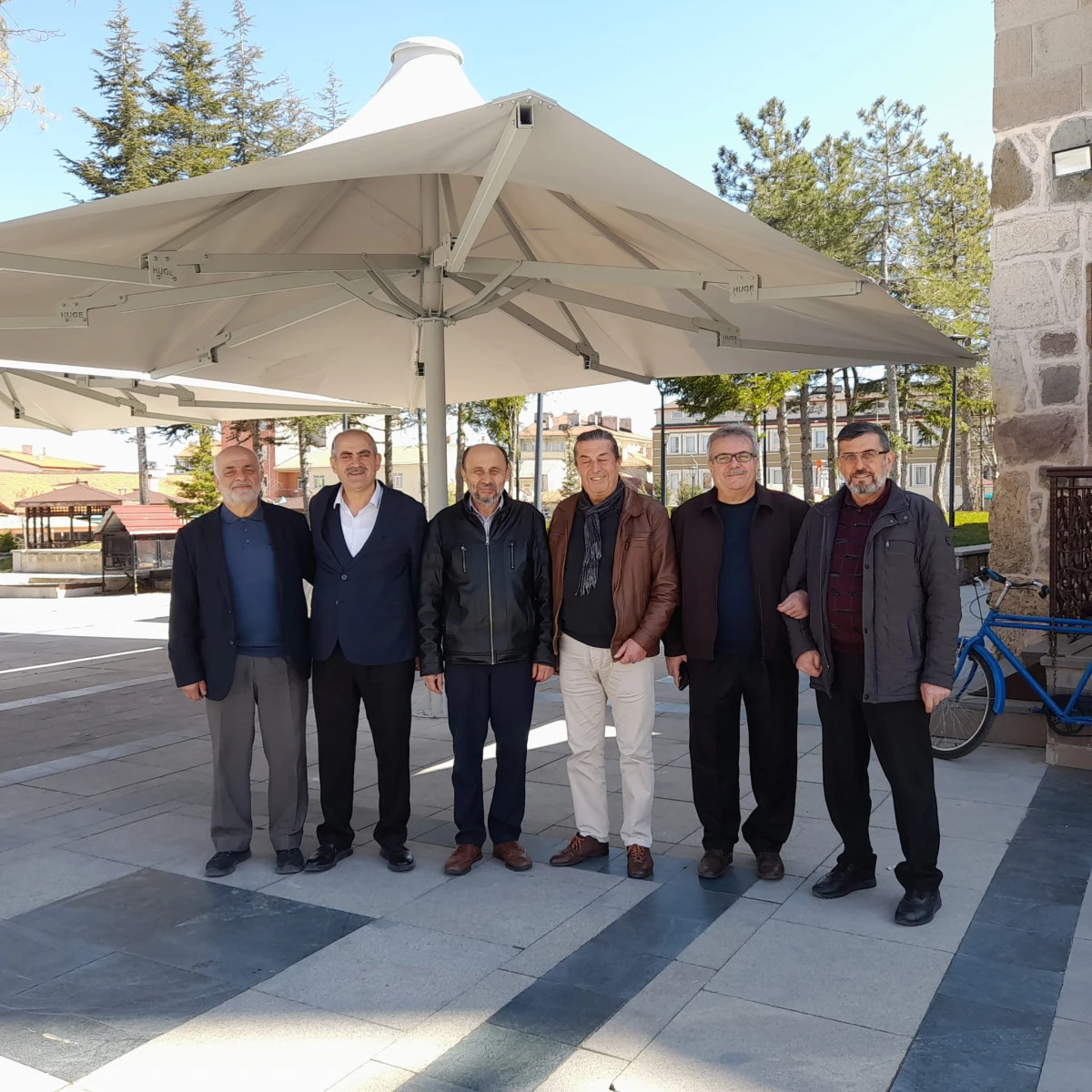 Tarihi Seyit Harun Camii Avlusuna Kurulan Şemsiyeler İ&ccedil;in Teşekk&uuml;r