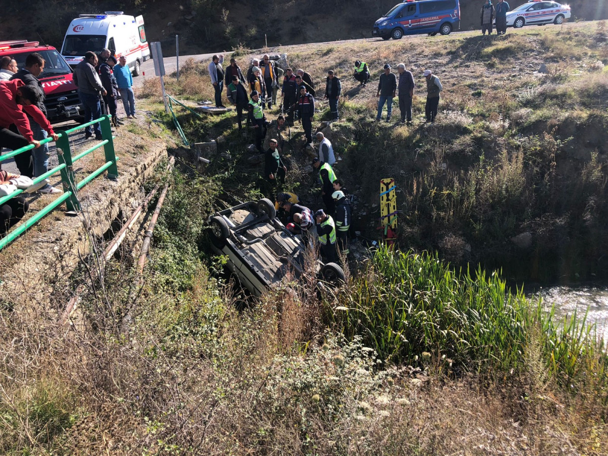  Trafik kazasında 3 kişi yaralandı.